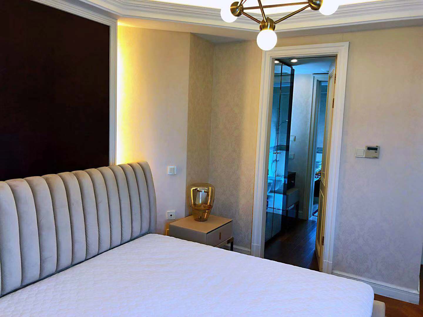 the-bound-of-bund-20841-ZhXNnJ