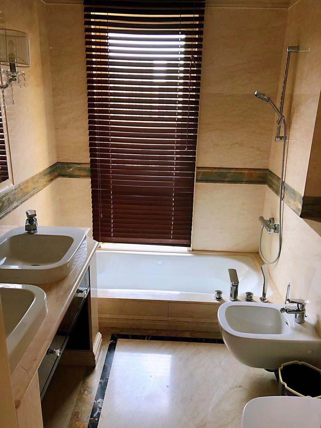 the-bound-of-bund-20841-oLCiqo