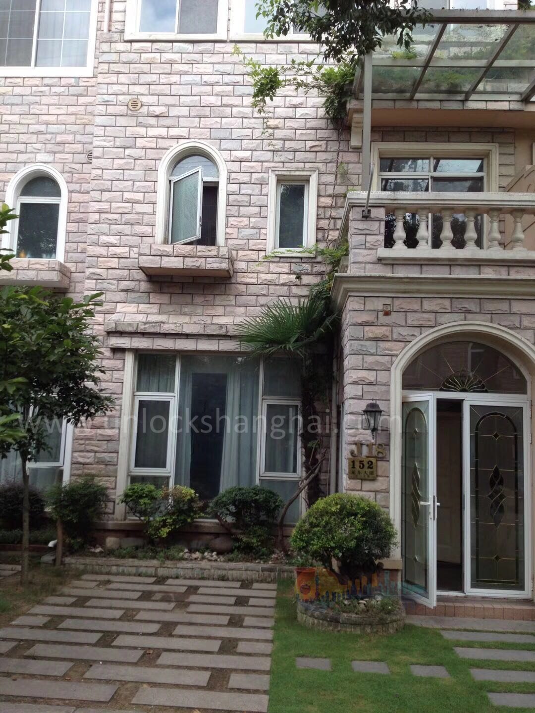 tomson-golf-villa-10836-L8C0bR