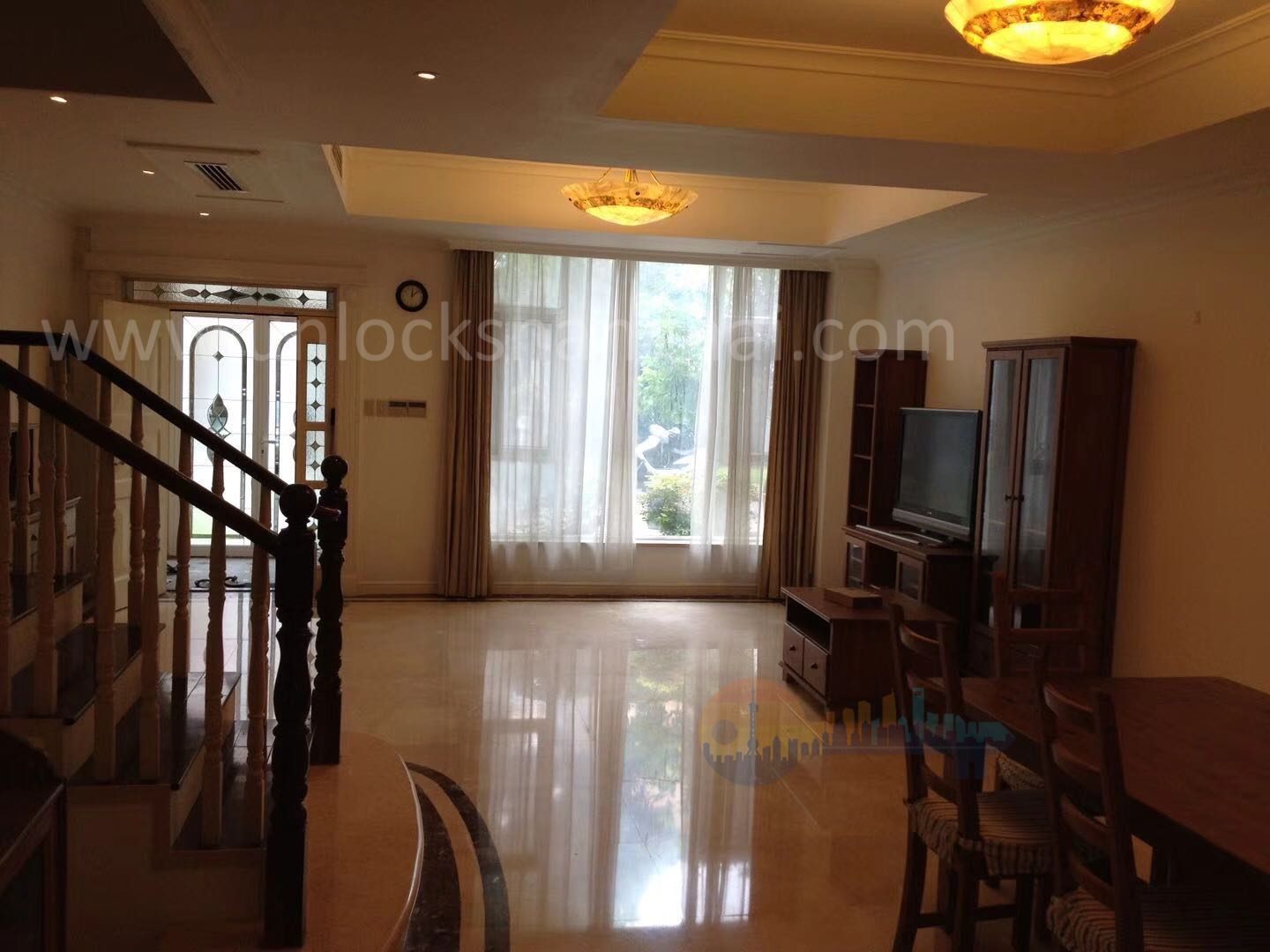 tomson-golf-villa-10836-pbZ1OY