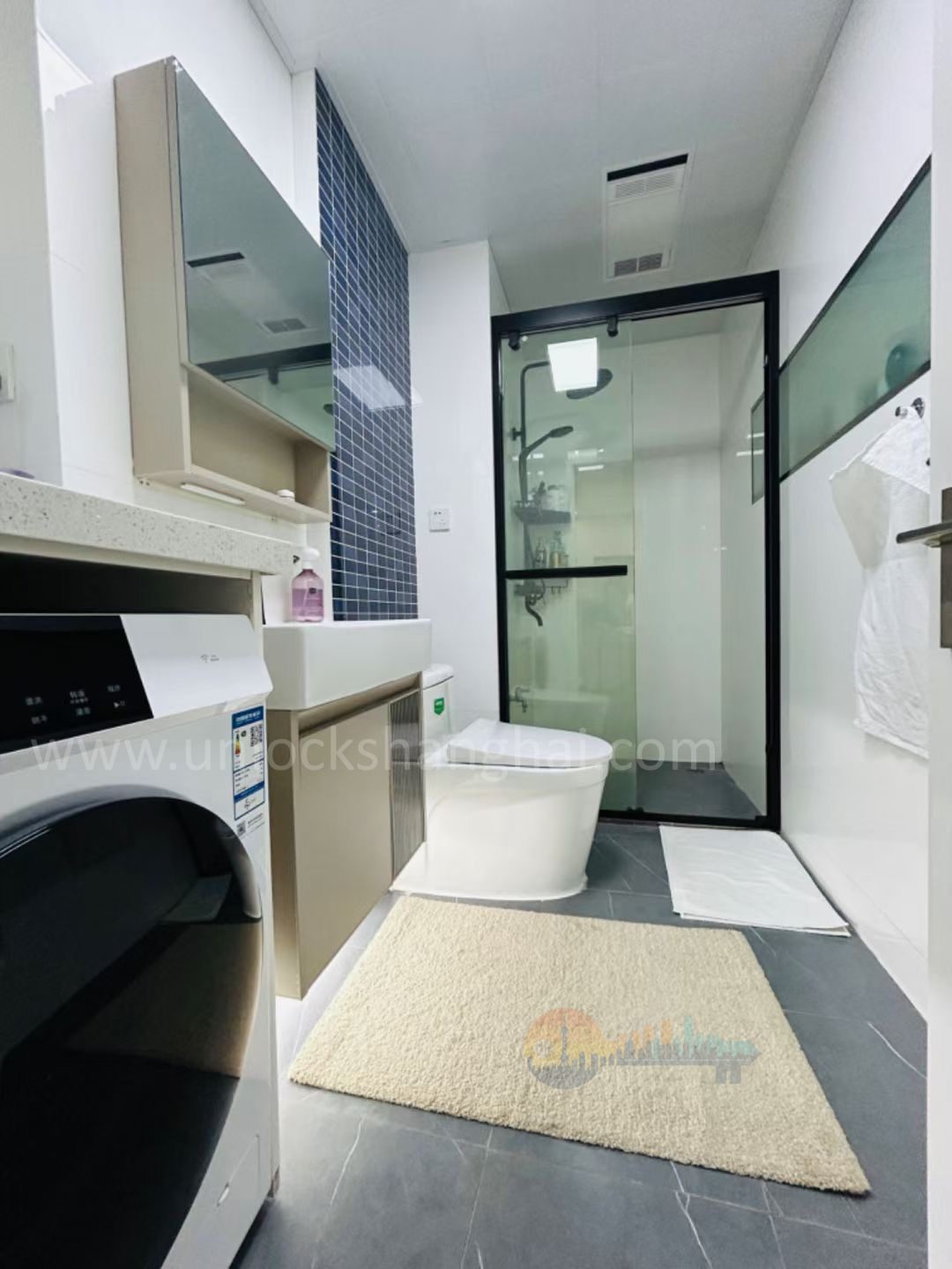 top-of-city-2944-8F7EB3