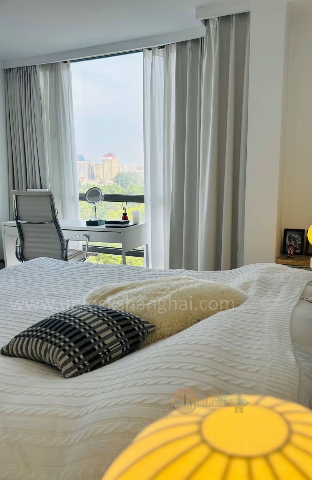 top-of-city-2944-TAEZdD