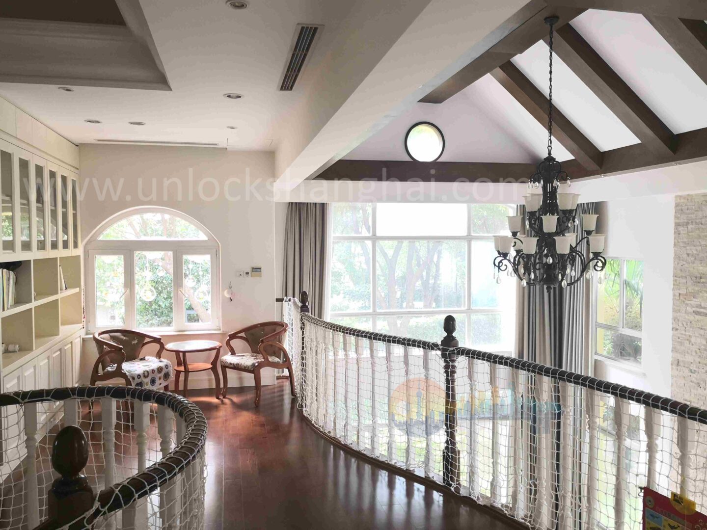 violet-country-villa-11061-oimqDK