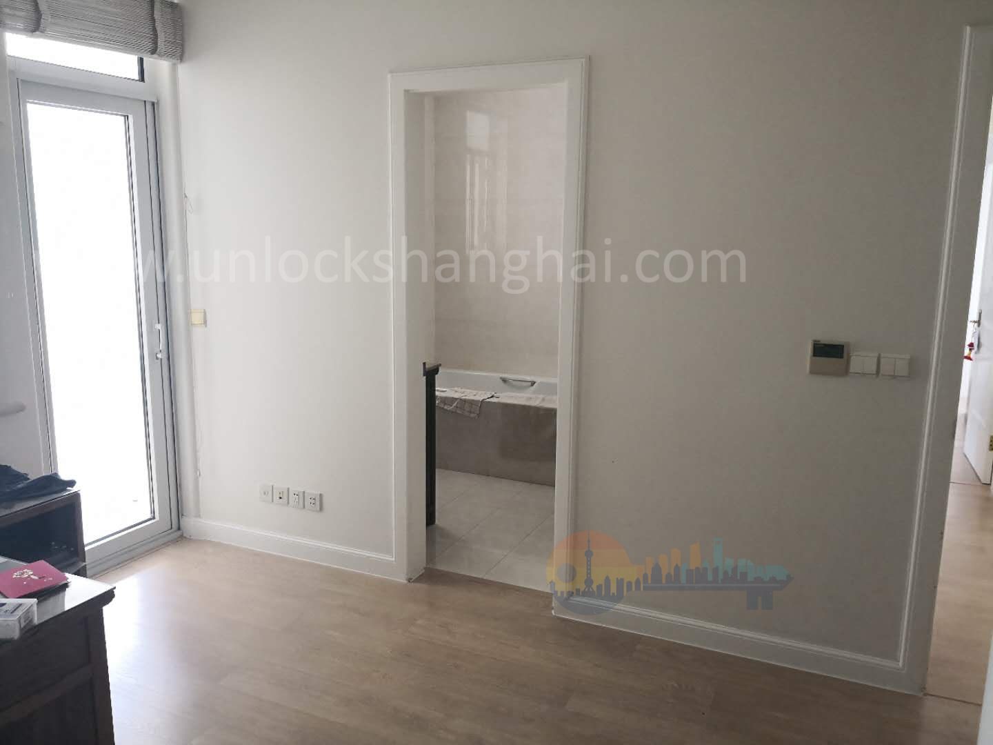 violet-country-villa-11099-8Mj47q