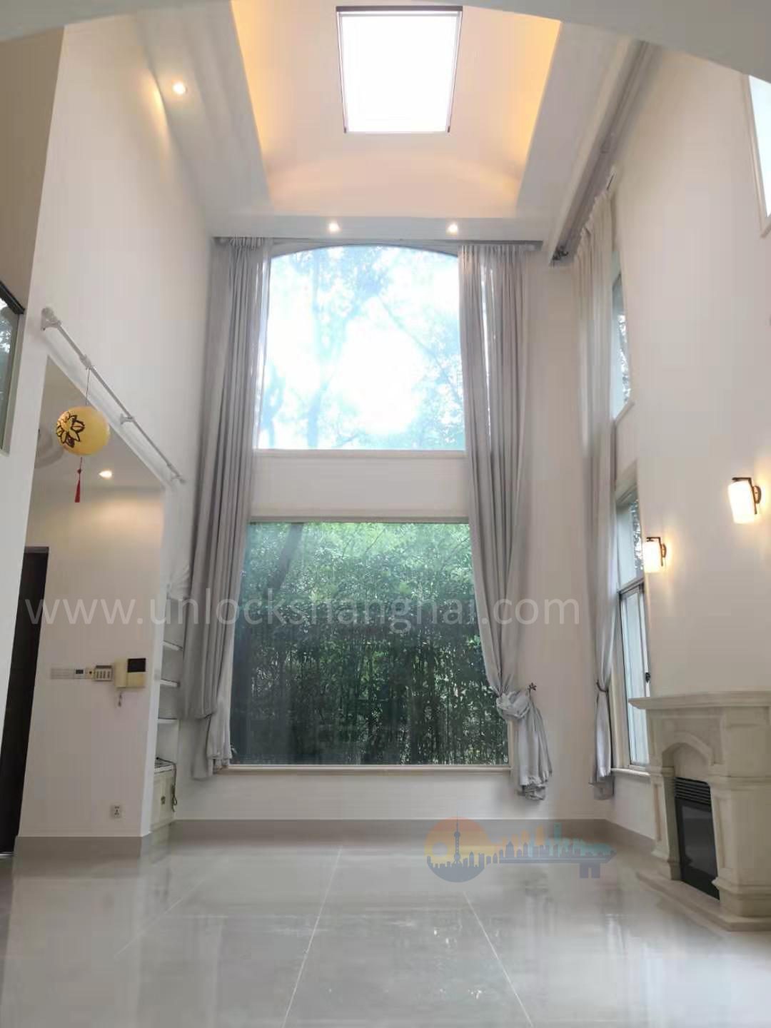 violet-country-villa-11194-uDajB6