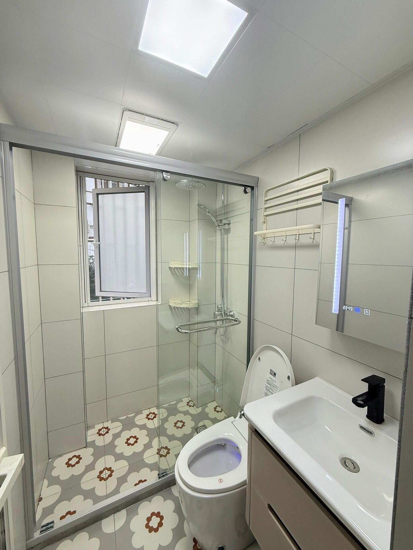 wanhua-apartment-35616-OByYuZ