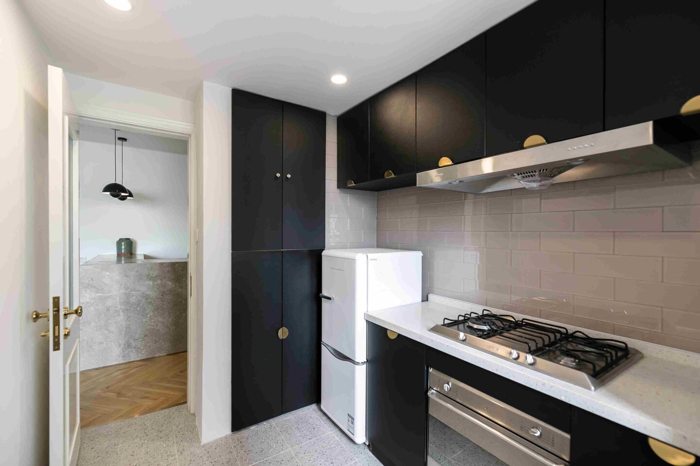 yandang-building-21020-MAlHXX