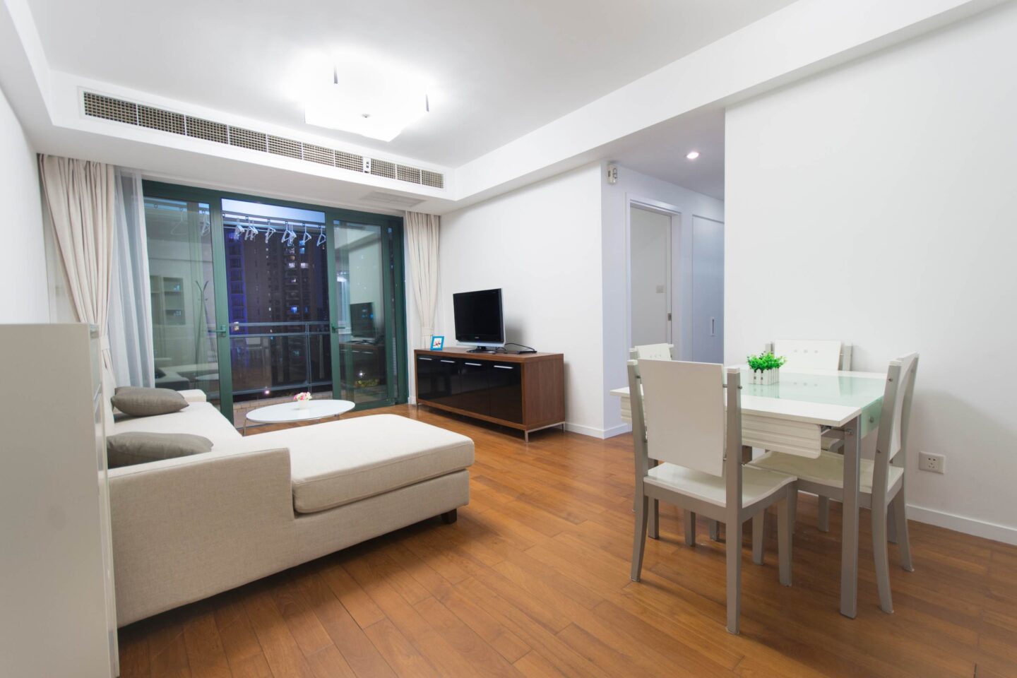 yanlord-riverside-garden-21047-SyLTGY