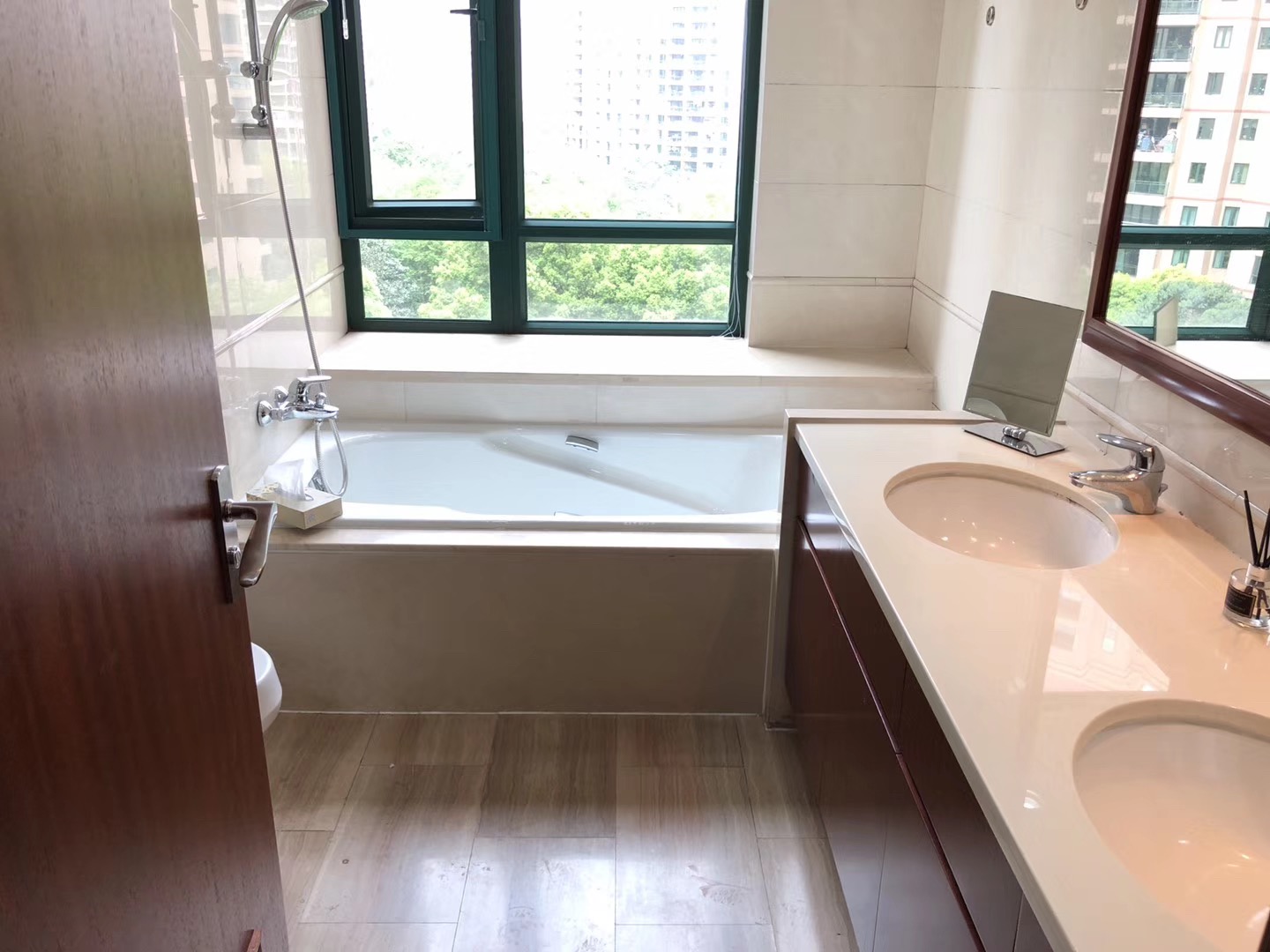 yanlord-riverside-garden-21048-YSeXvU