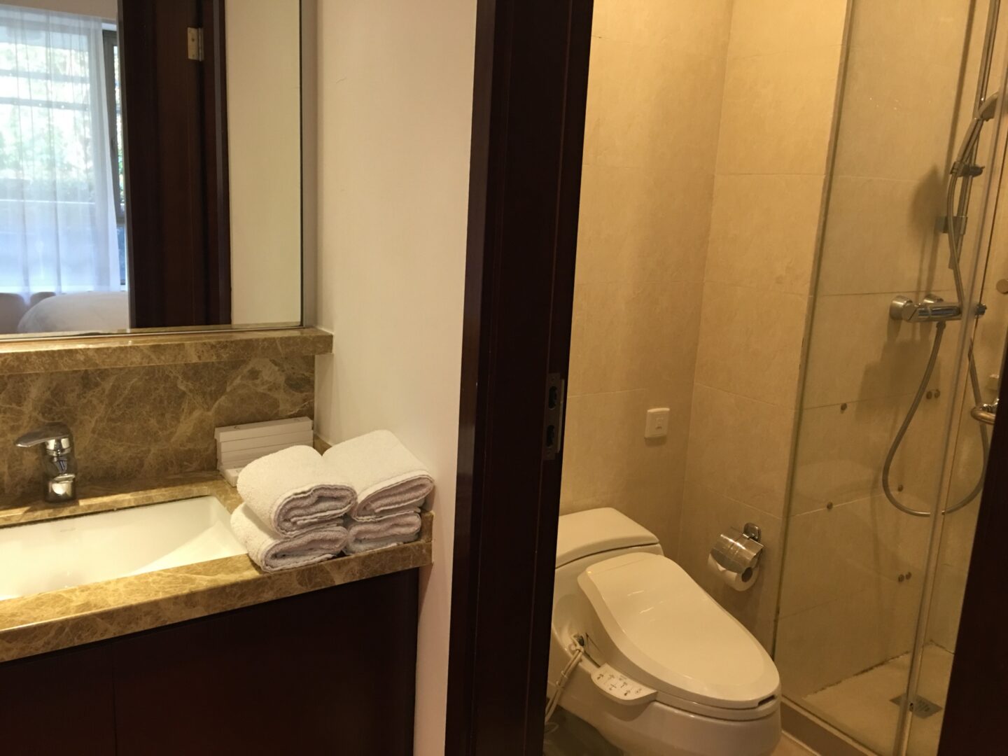 yanlord-town-21068-tracUk