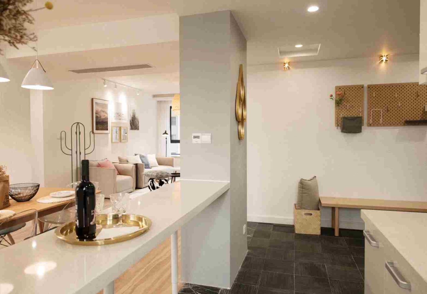 yongye-apartment-21104-djQoXM