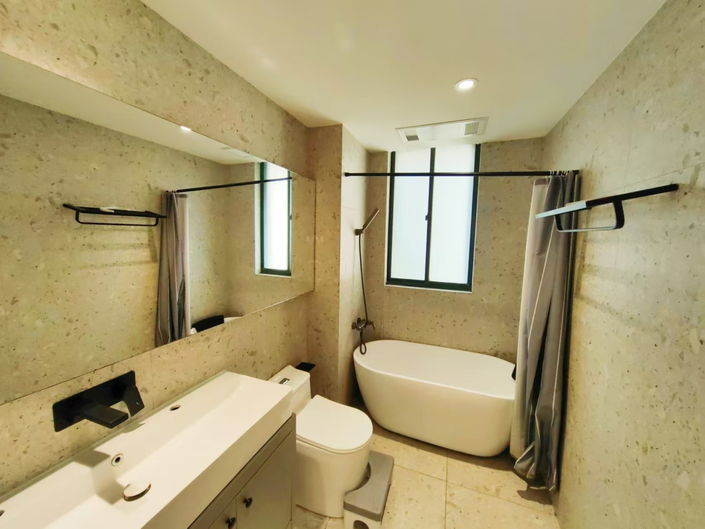 3e397da04cbde875758c8bf96c2b1c83