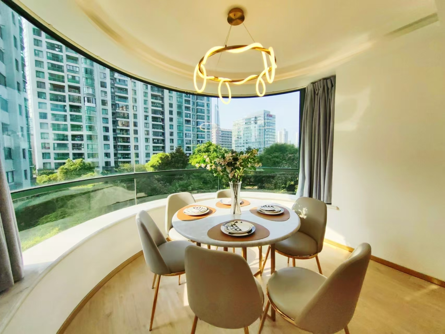 6fbe0a4e8e4640a465aa27a8189bd1ef