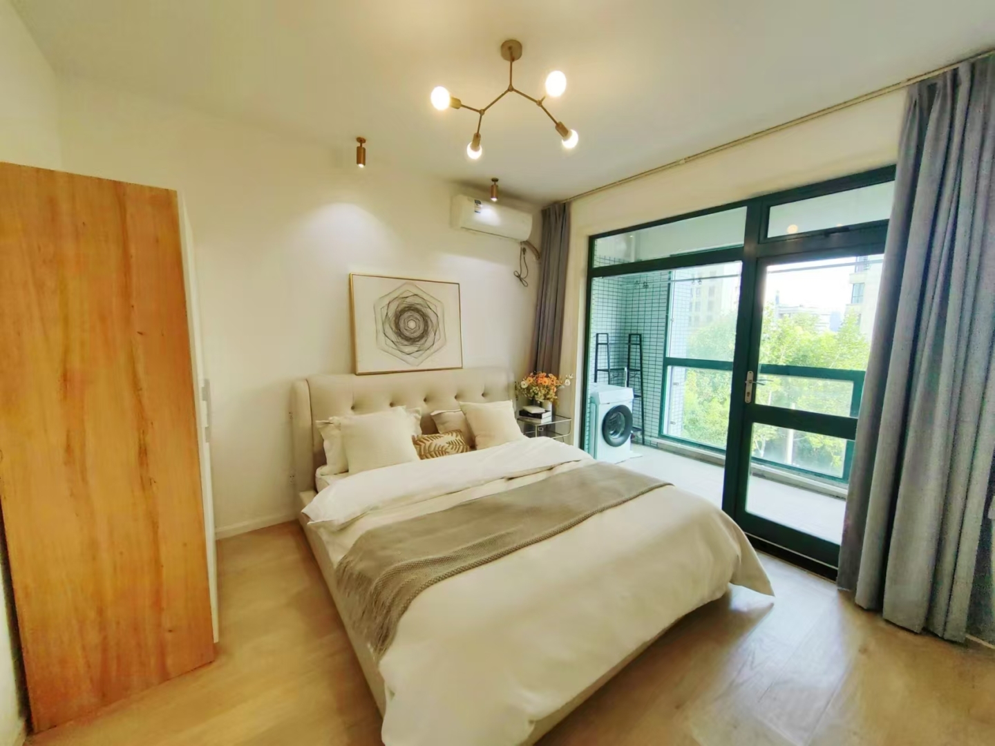 c06877fbc976cab239cb8f57deeb1f1f