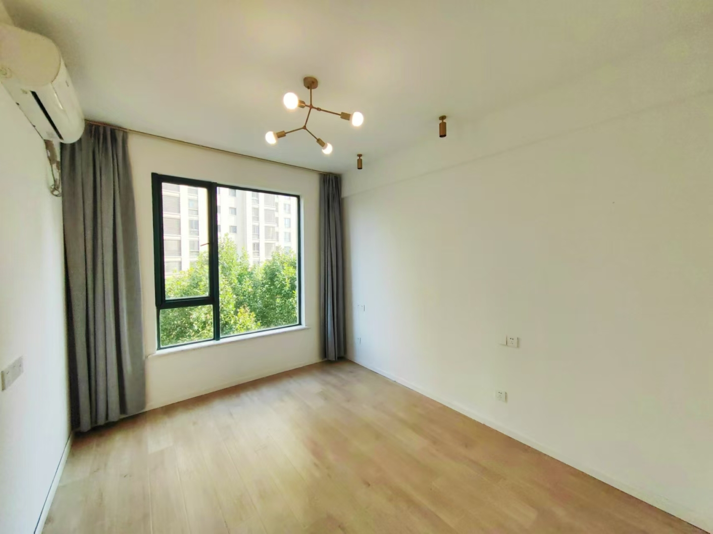 c8a1aec92cbde76414bda9b999119ee2