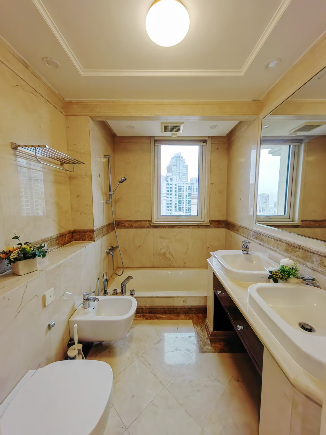 d1219fc5f0565e21d9aa7a022a78693e