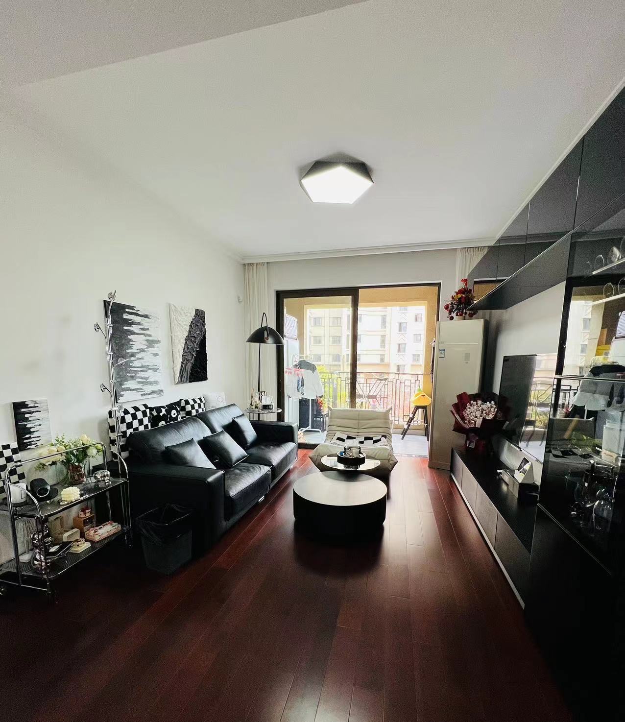 1760863448332_pk0scoz6nql10f510345q7