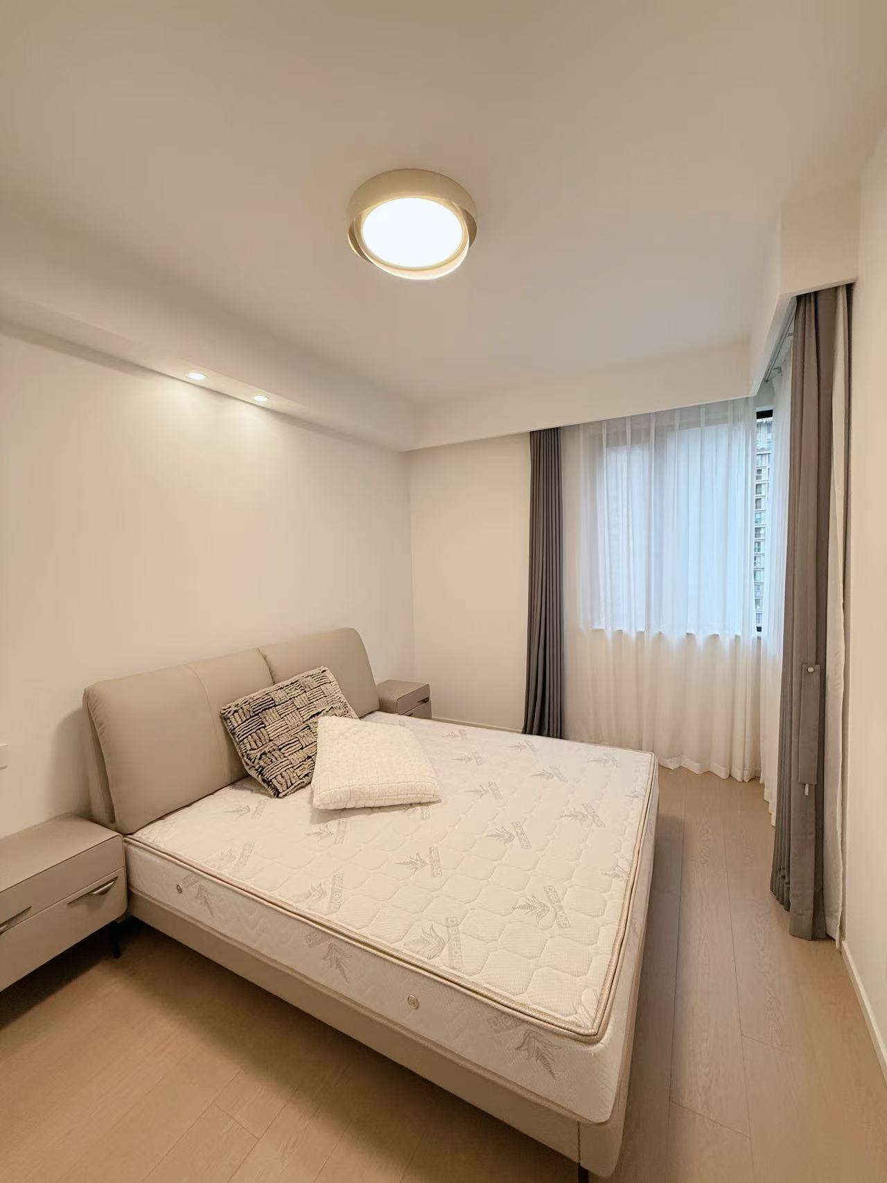 2c9aef53f752d4dc4ccf9dfb25b6b704