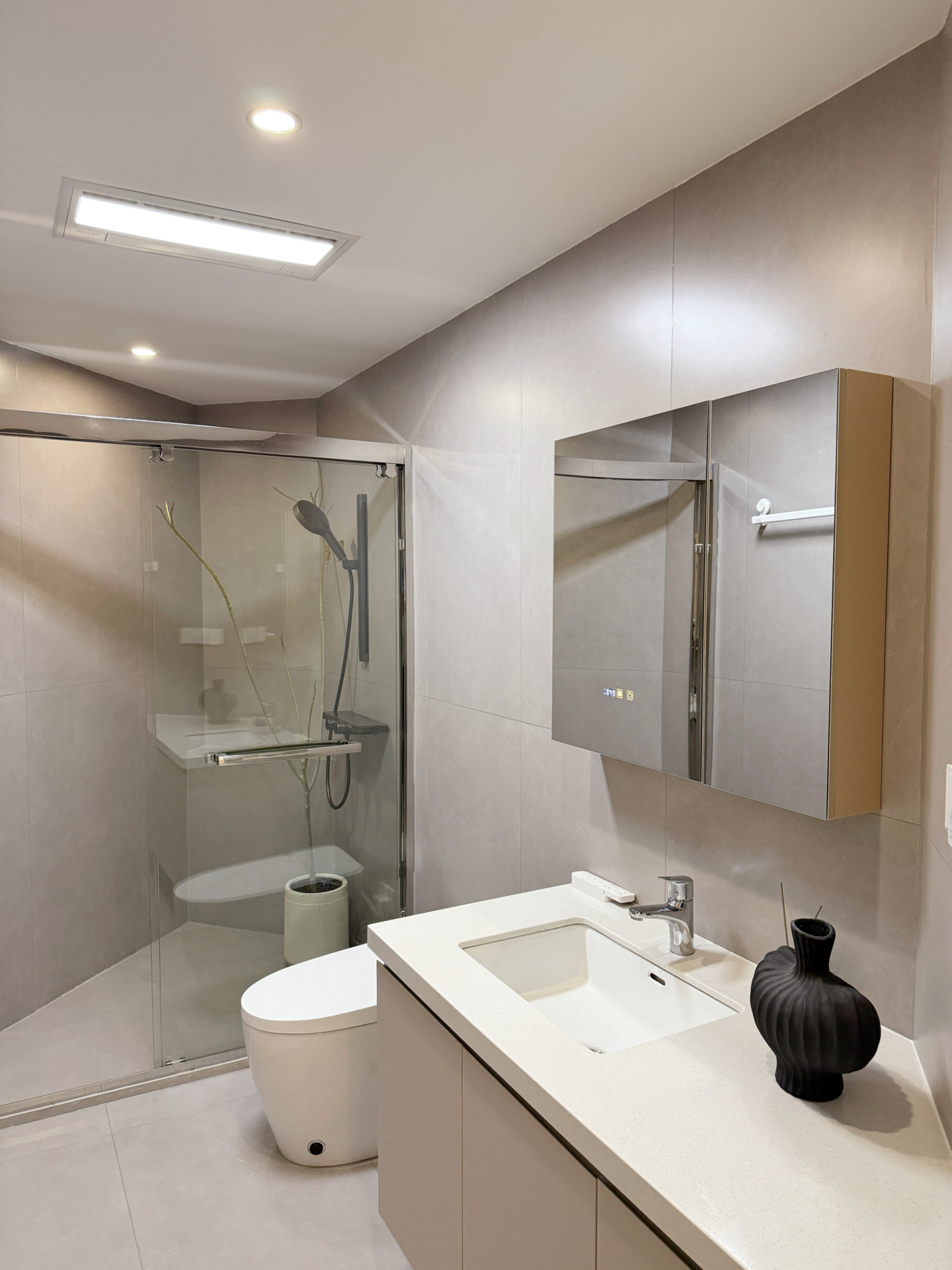 f223b647155997ec16f14788723d63f1